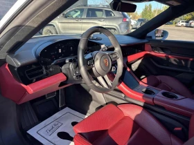 Porsche Taycan, снимка 6
