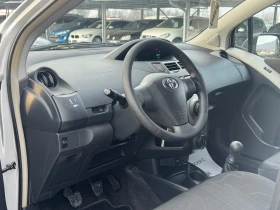 Toyota Yaris 1.0VVT-I ИТАЛИЯ, снимка 9