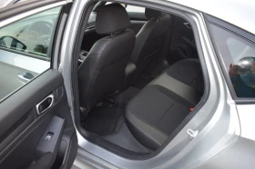 Honda Civic Sport Hybrid  | Mobile.bg    11