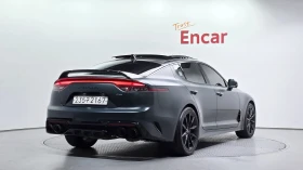 Kia Stinger GT 3.3* AERO PKG* CARBON* AЛКАНТАРА* ОБДУХ | Auto.bg — изображение 2