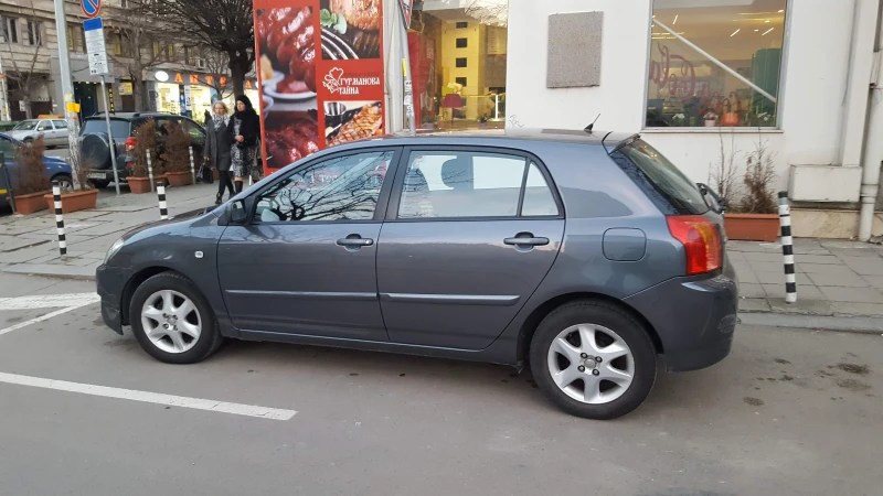 Toyota Corolla, снимка 2 - Автомобили и джипове - 47224457