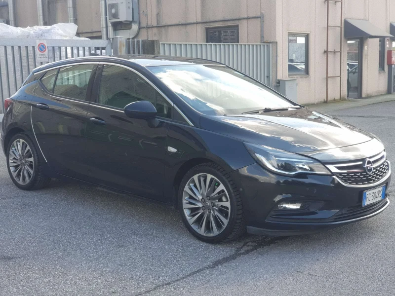 Opel Astra 1.6CDTI, снимка 3 - Автомобили и джипове - 47509609