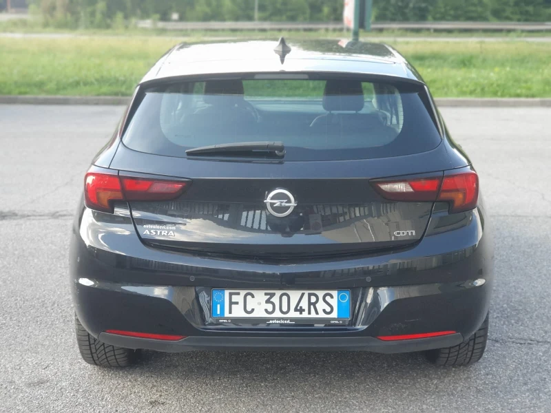 Opel Astra 1.6CDTI, снимка 5 - Автомобили и джипове - 47509609