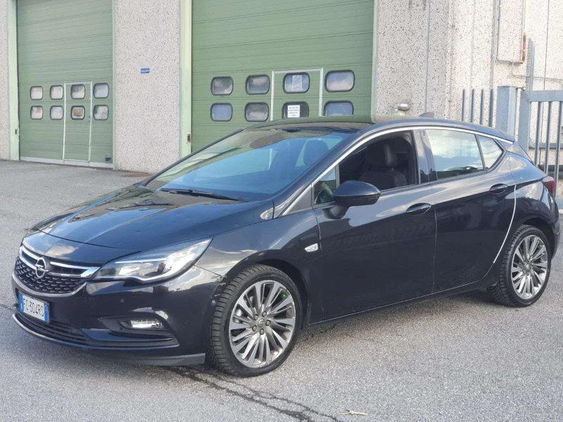 Opel Astra 1.6CDTI, снимка 4 - Автомобили и джипове - 47509609