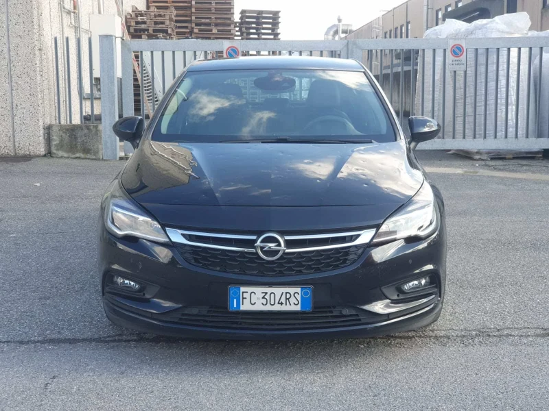 Opel Astra 1.6CDTI, снимка 1 - Автомобили и джипове - 47509609