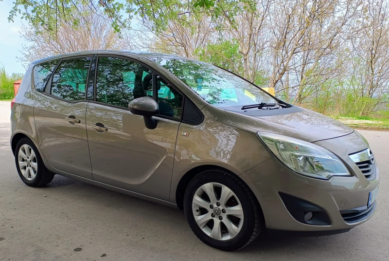 Opel Meriva 1.3 CDTI 95 k.c., снимка 9 - Автомобили и джипове - 48070230