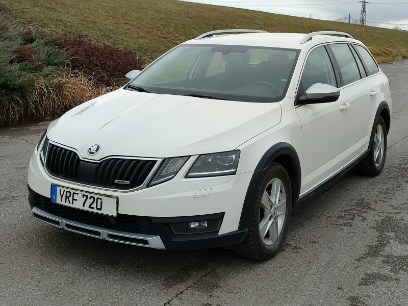 Skoda Octavia SCOUT 2.0d 4x4, снимка 7 - Автомобили и джипове - 49147201