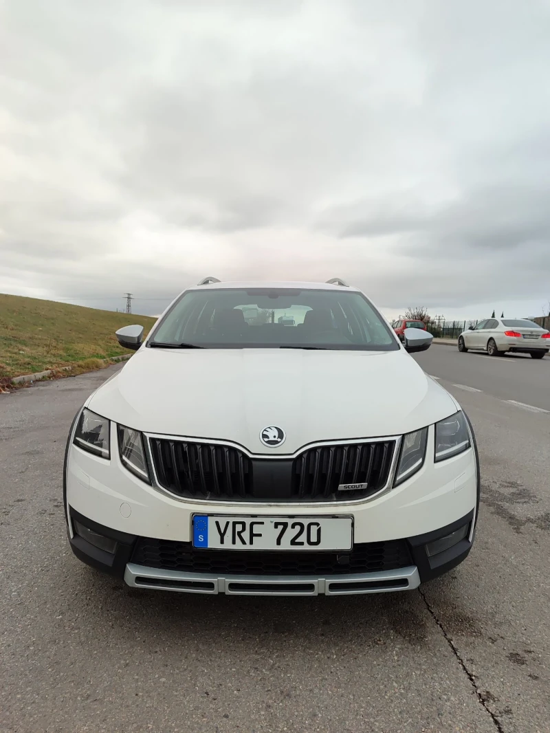 Skoda Octavia SCOUT 2.0d 4x4, снимка 12 - Автомобили и джипове - 48255675