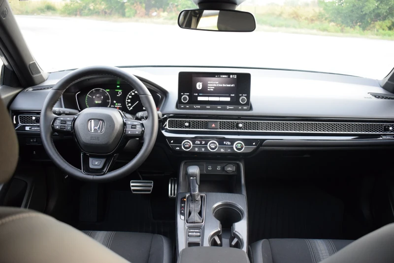 Honda Civic Sport Hybrid , снимка 12 - Автомобили и джипове - 52357145