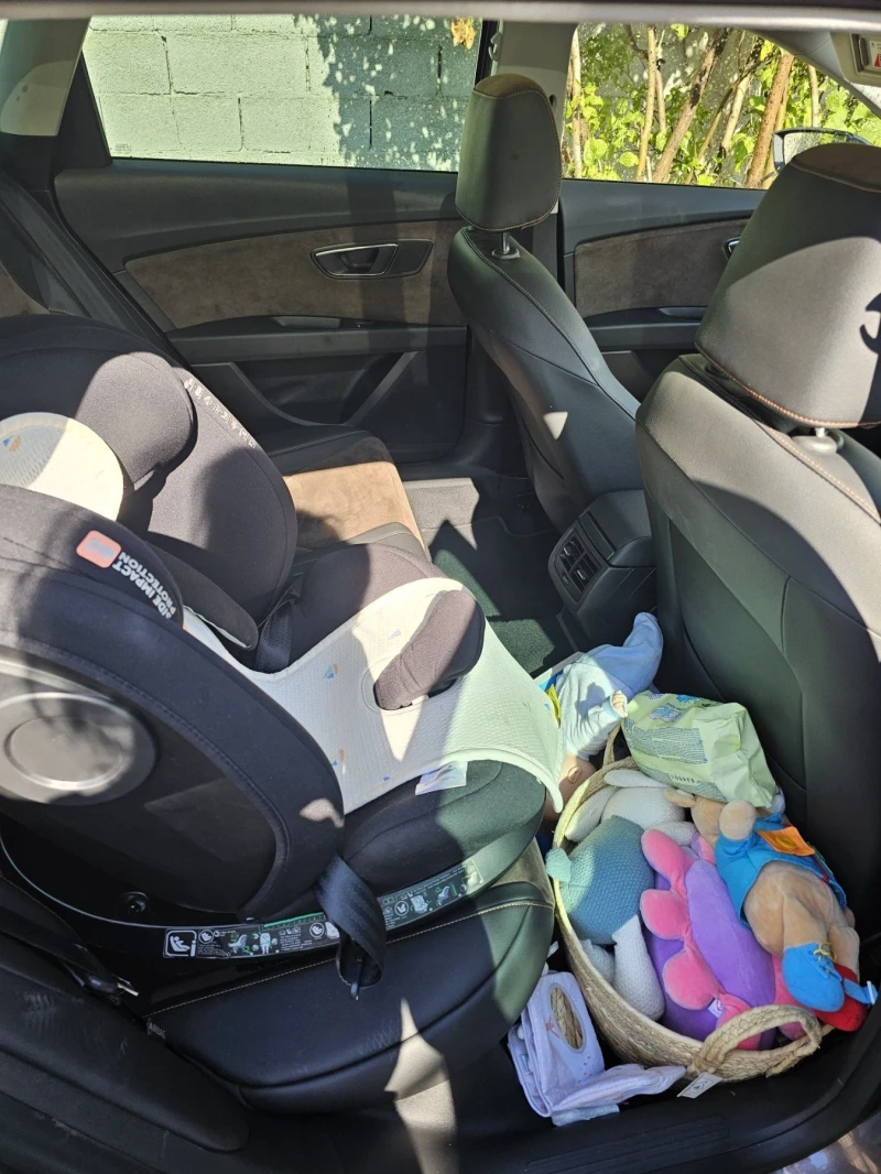 Seat Leon 2.0TDI, снимка 10 - Автомобили и джипове - 51826932