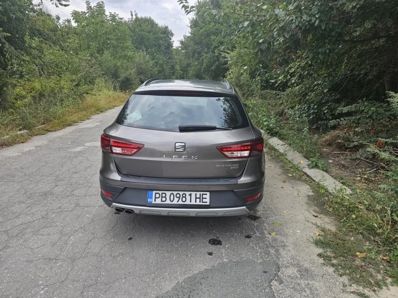Seat Leon 2.0TDI, снимка 7 - Автомобили и джипове - 51826932