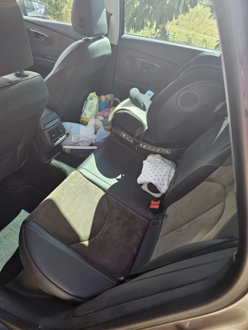 Seat Leon 2.0TDI, снимка 11 - Автомобили и джипове - 51826932