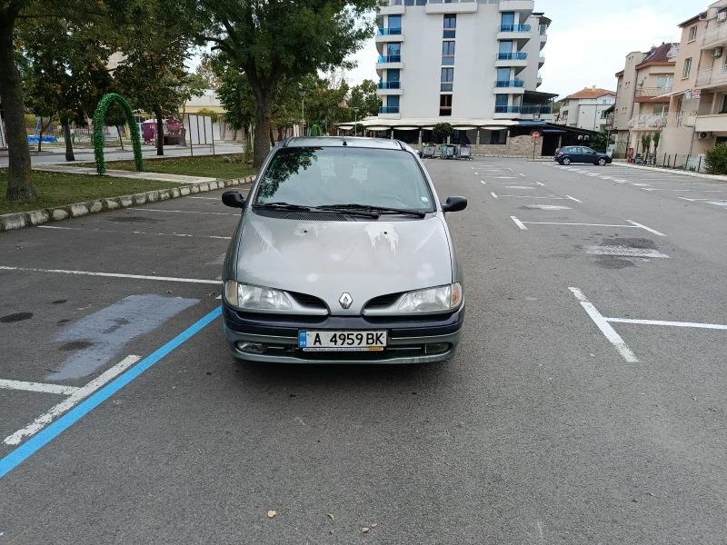 Renault Megane Scenic 1.6e ГАЗ, снимка 3 - Автомобили и джипове - 51966491