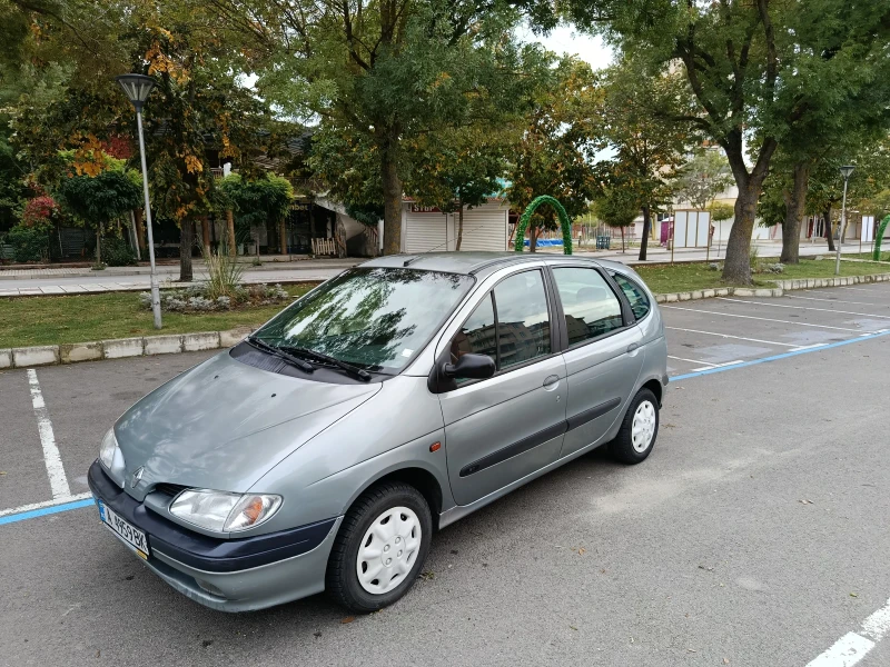 Renault Megane Scenic 1.6e ГАЗ, снимка 10 - Автомобили и джипове - 51966491
