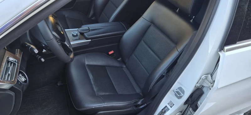 Mercedes-Benz E 220, снимка 7 - Автомобили и джипове - 52860678