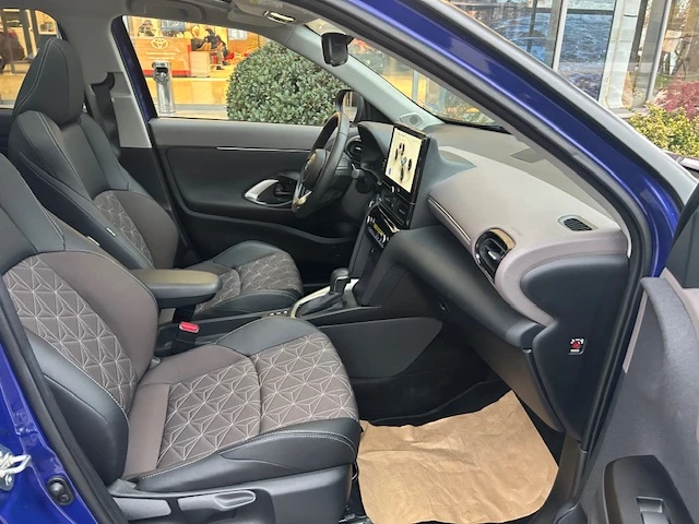 Toyota Yaris Cross YARIS CROSS HYBRID 130 ELEGANCE 2WD | Mobile.bg   13