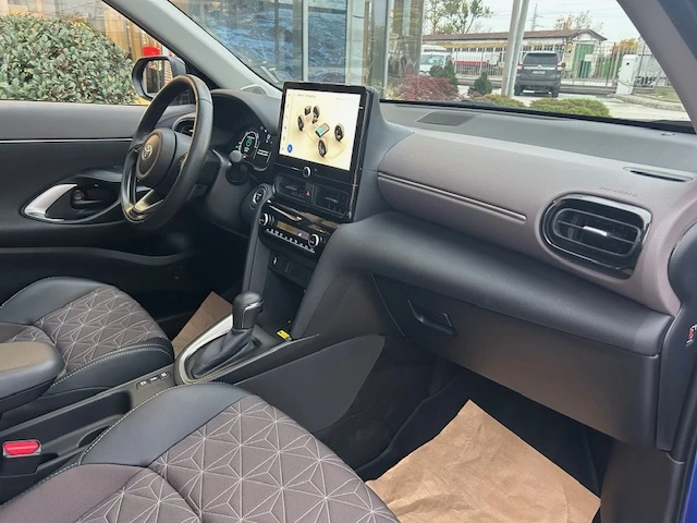 Toyota Yaris Cross YARIS CROSS HYBRID 130 ELEGANCE 2WD | Mobile.bg   12