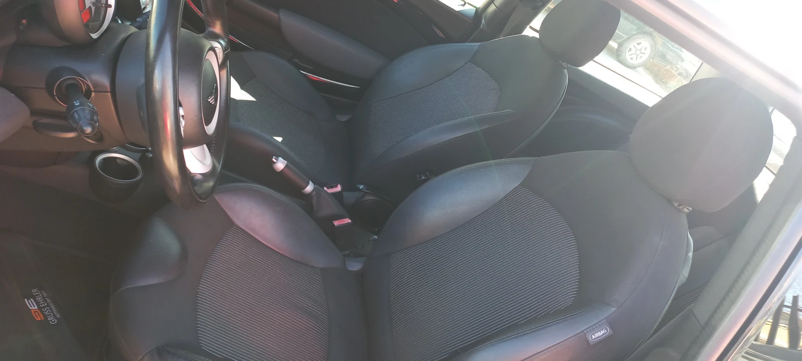 Mini Cooper SWISS-EDITION, снимка 12 - Автомобили и джипове - 48725739