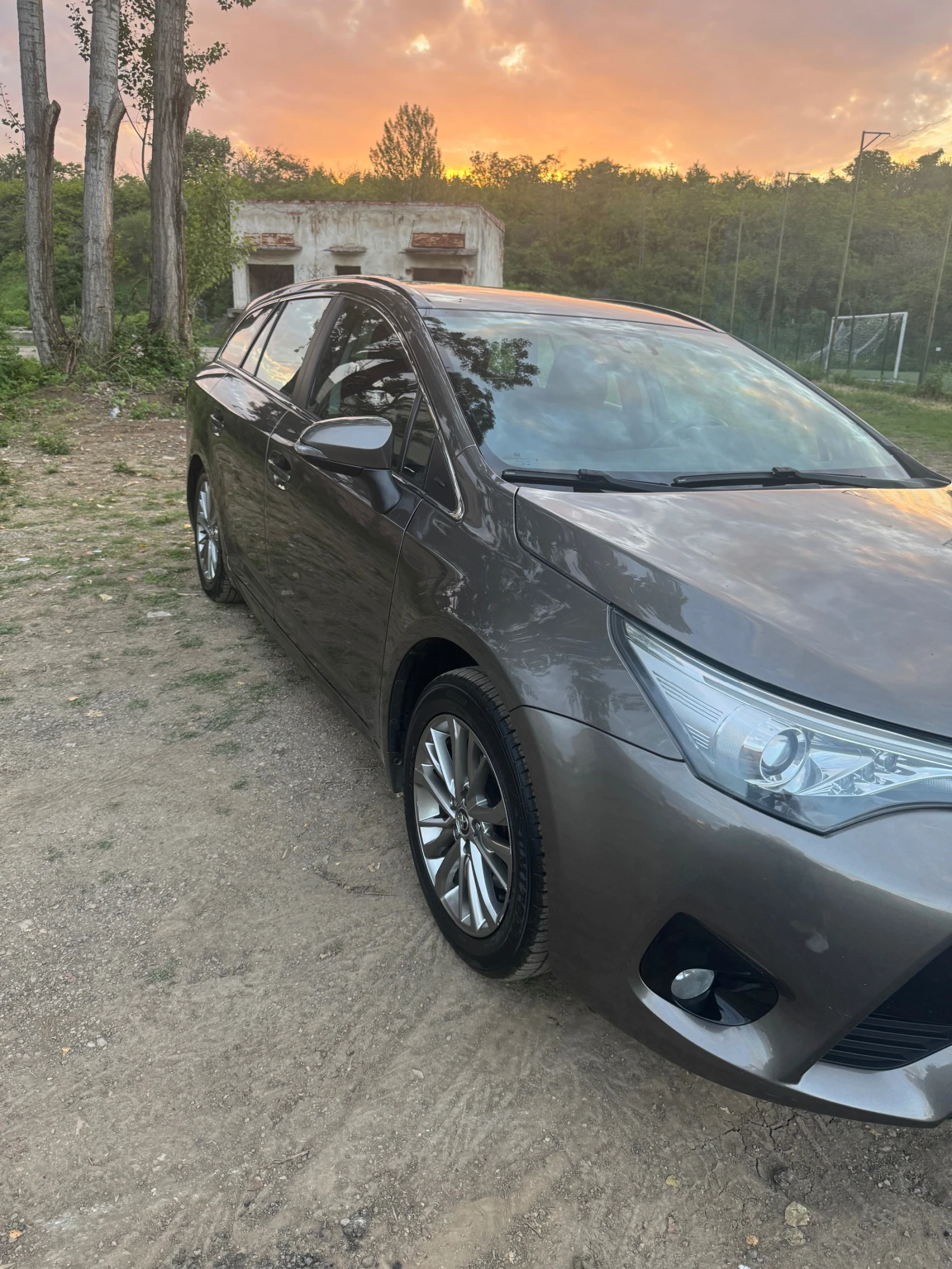 Toyota Avensis  - изображение 6