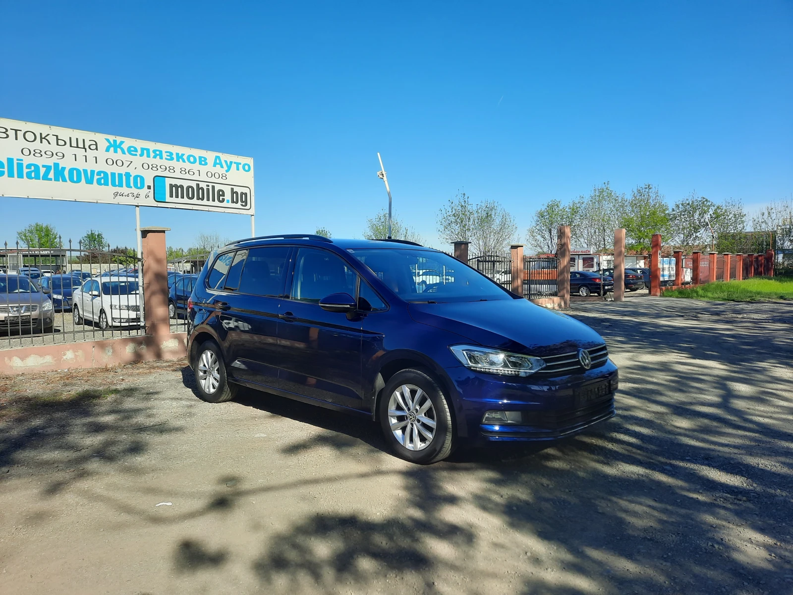 VW Touran 2.0TDI  - изображение 3