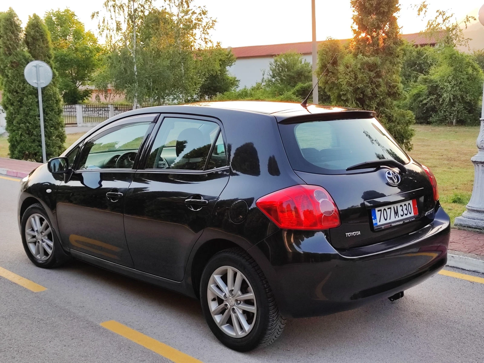Toyota Auris 1.4D4D(90)* FACELIFT* НОВ ВНОС*  - изображение 4