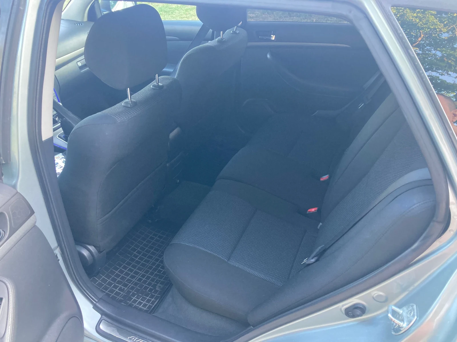 Toyota Avensis  - изображение 6