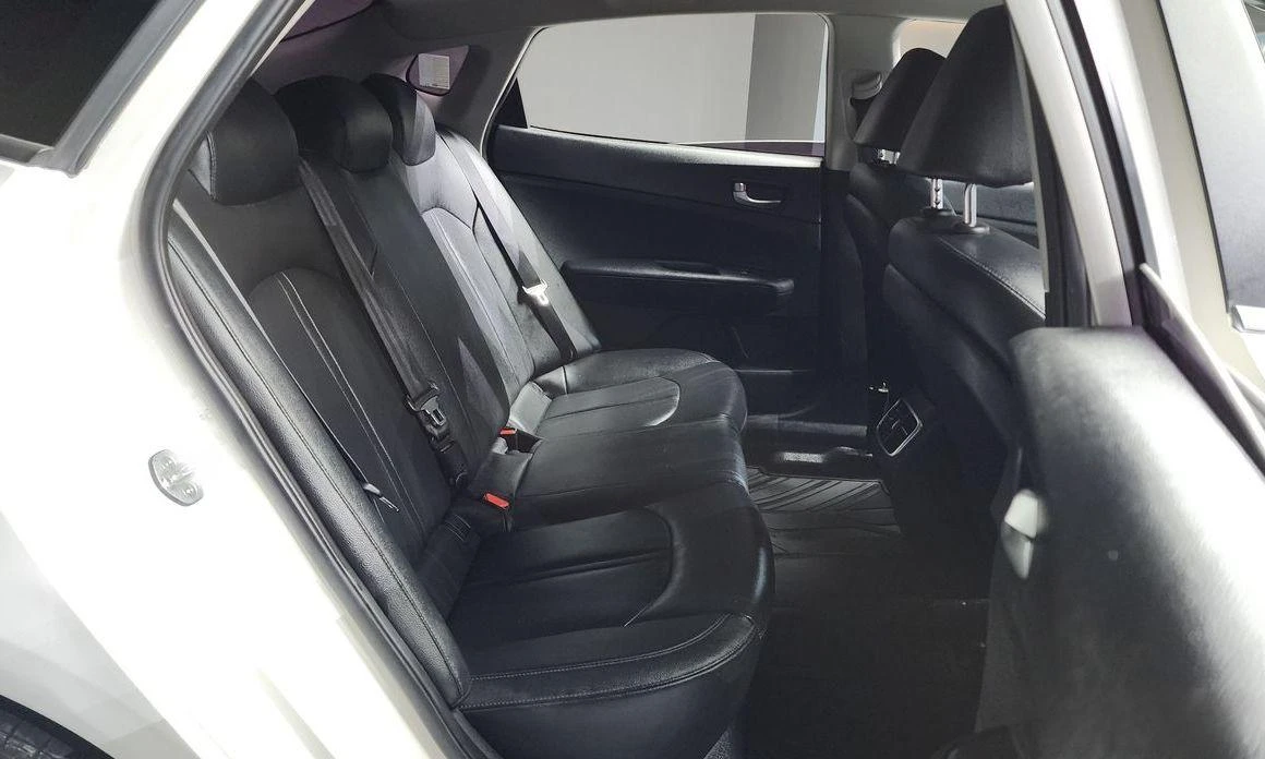 Kia K5 | Mobile.bg   12