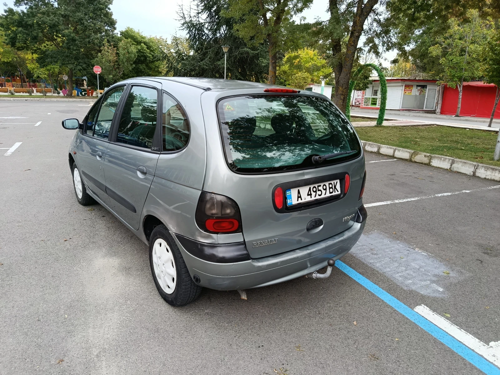 Renault Megane Scenic 1.6e ГАЗ - изображение 8