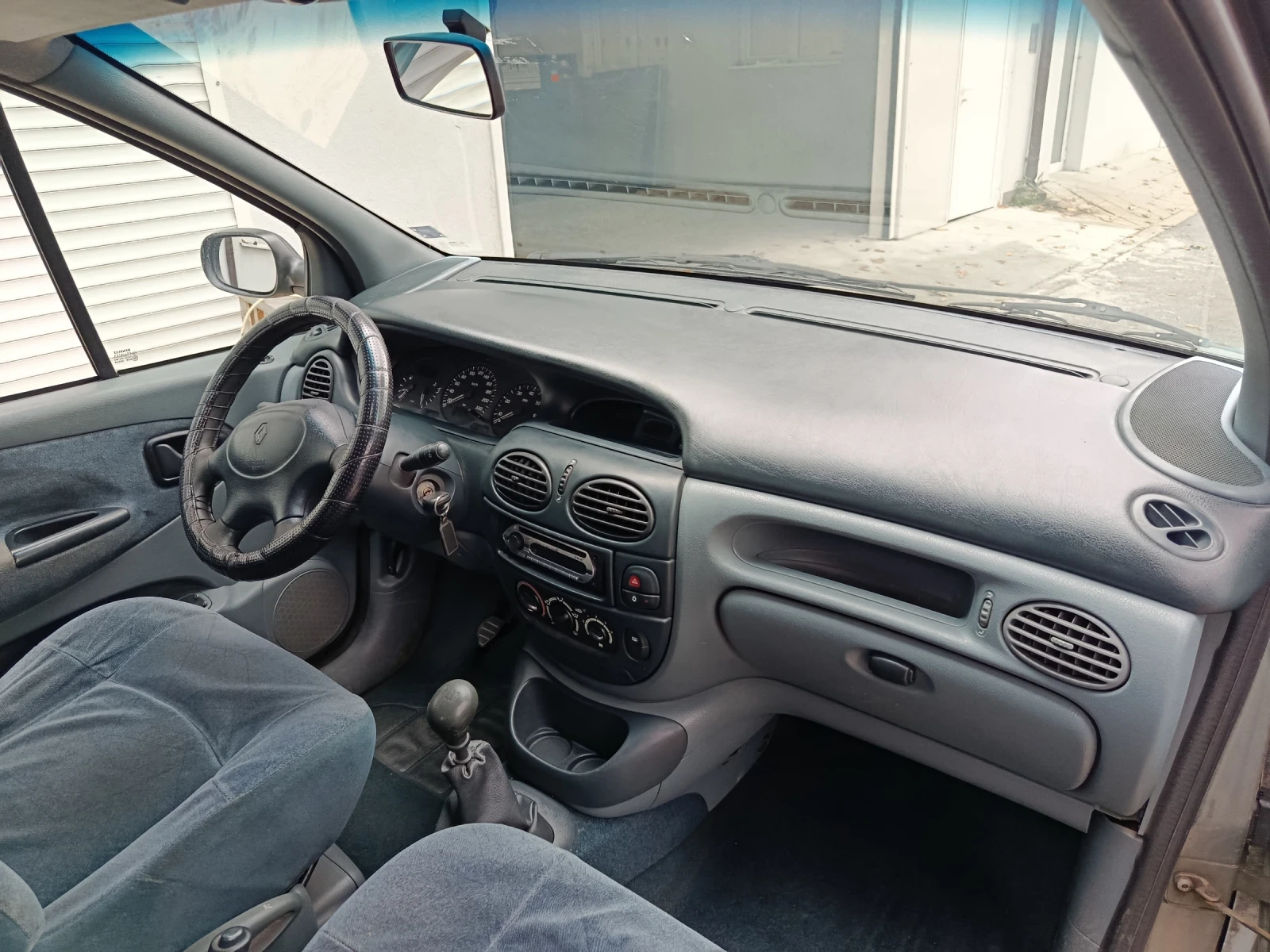 Renault Megane Scenic 1.6e ��� | Mobile.bg � ����������� 17