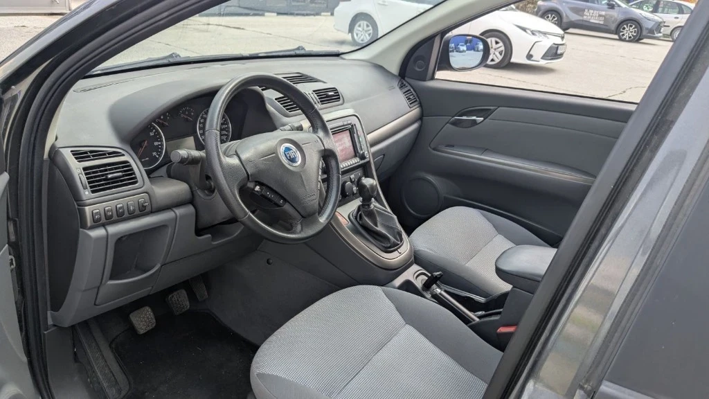 Fiat Croma 1, 9 JTD - изображение 2