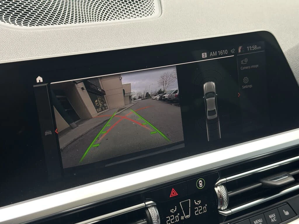 BMW 330 * АВТО КРЕДИТ* ЦЕНА ДО БГ * Сервизна история *  - изображение 10