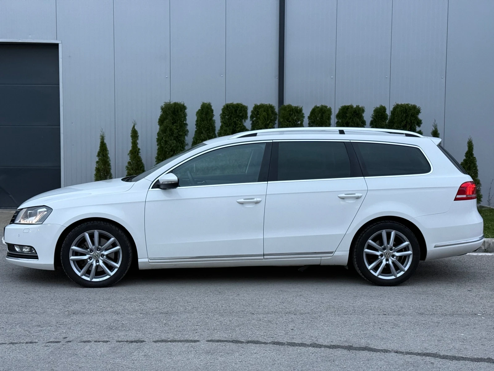 VW Passat 2.0TDI DSG 140�� HIGHLINE | Mobile.bg � ����������� 4