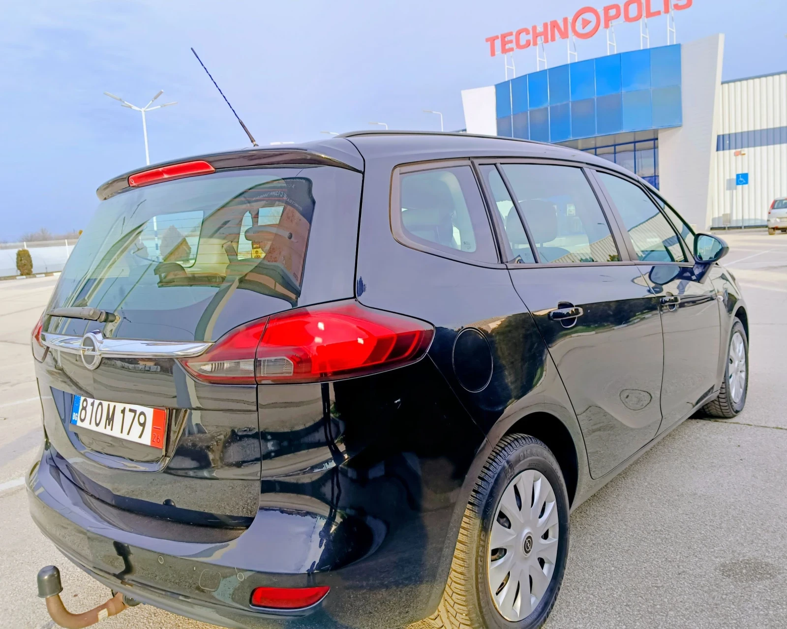 Opel Zafira * 2.0d* 130к.с.* 6+ 1 места* 2014г.* Evro 5b* , снимка 4 - Автомобили и джипове - 53562795