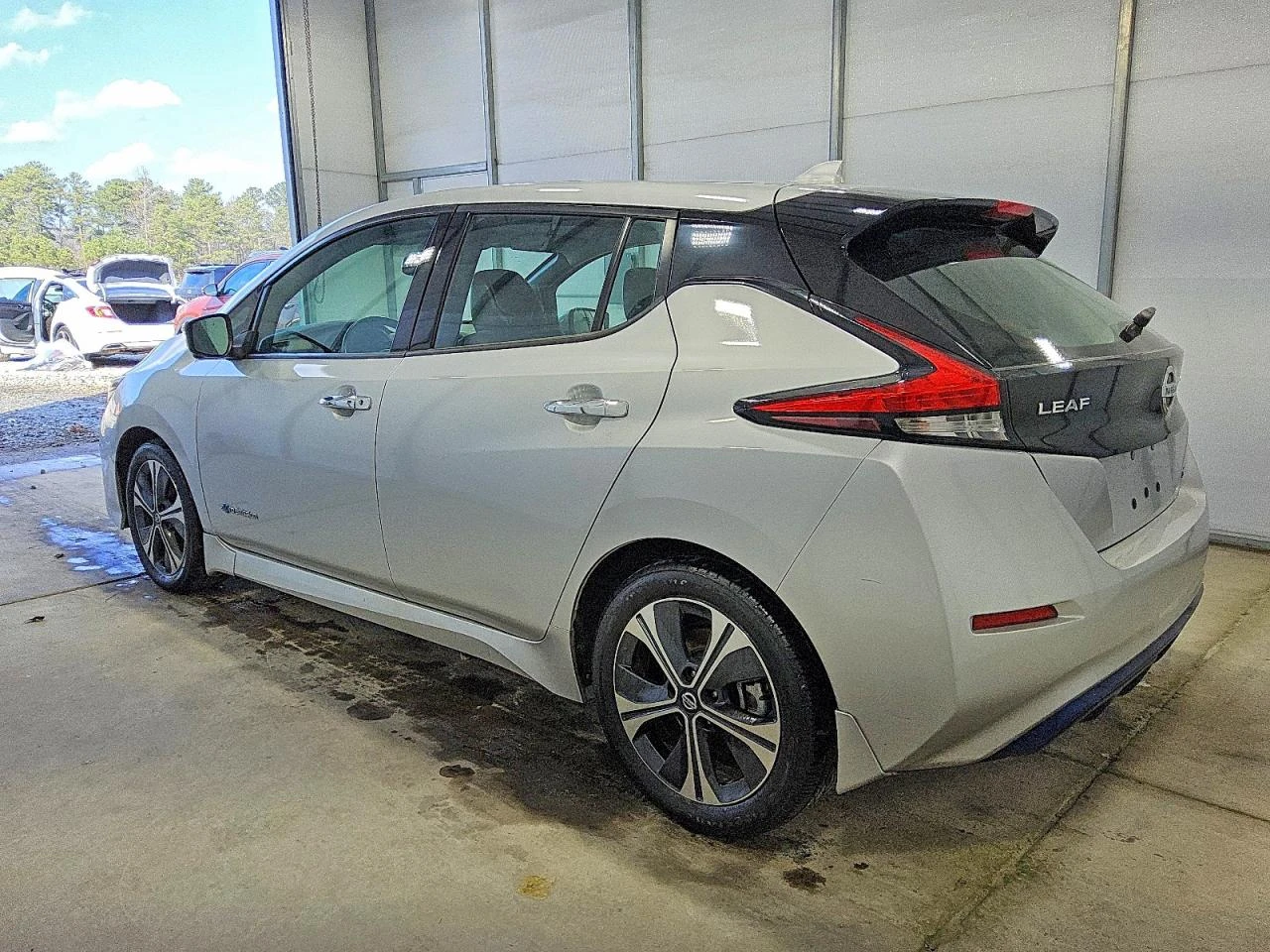 Nissan Leaf  SL, снимка 4 - Автомобили и джипове - 53846586