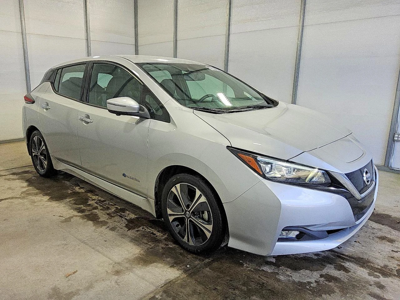 Nissan Leaf  SL, снимка 2 - Автомобили и джипове - 53846586
