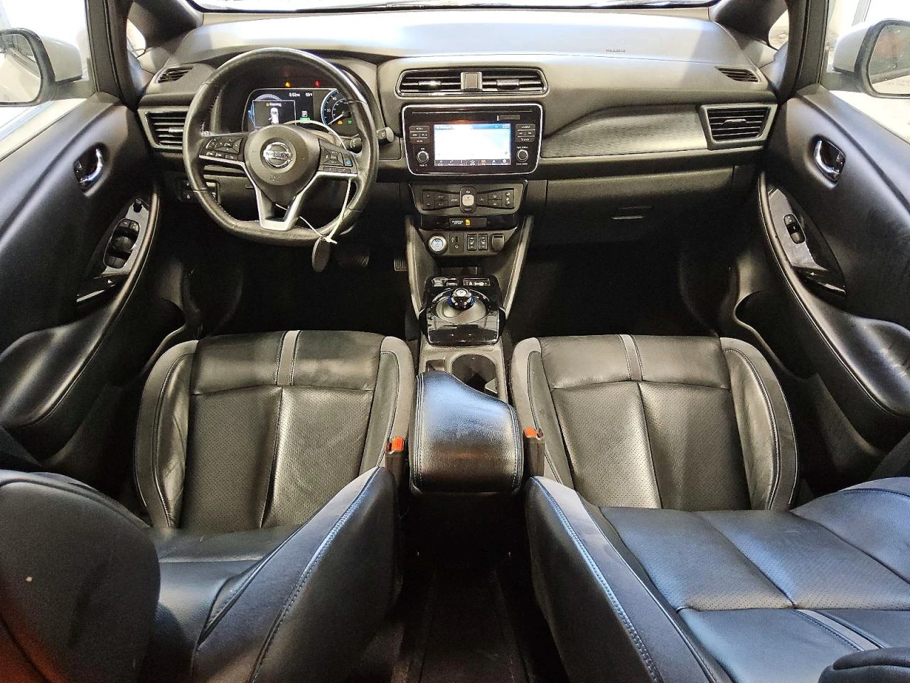 Nissan Leaf  SL, снимка 8 - Автомобили и джипове - 53846586