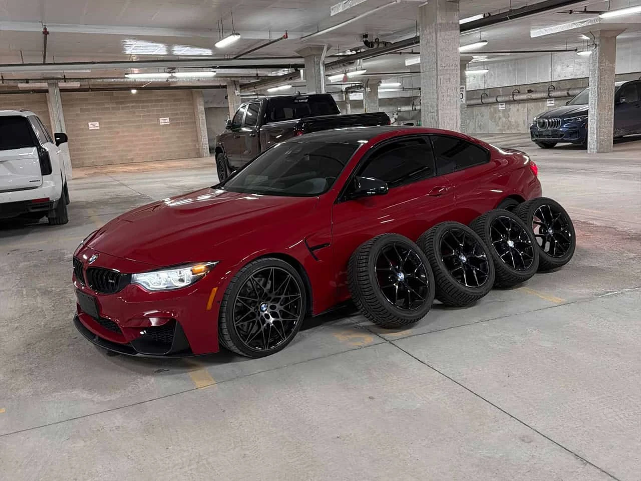 BMW M4  Coupe / HARMAN KARDON / CAMERA / ГУМИ С ДЖАНТИ  | Auto.bg — изображение 1