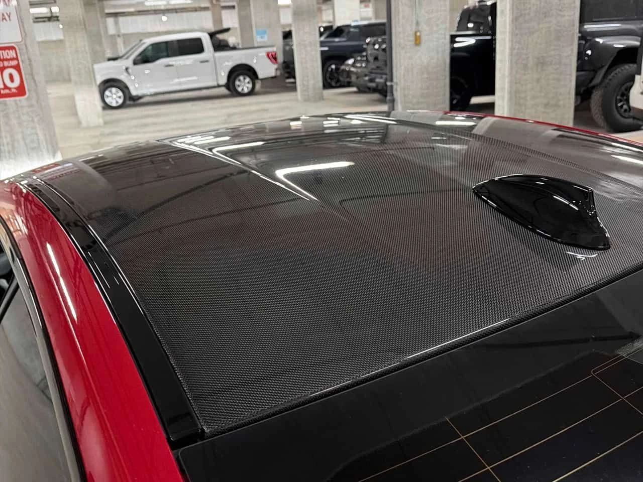 BMW M4  Coupe / HARMAN KARDON / CAMERA / ГУМИ С ДЖАНТИ , снимка 14 - Автомобили и джипове - 54011541