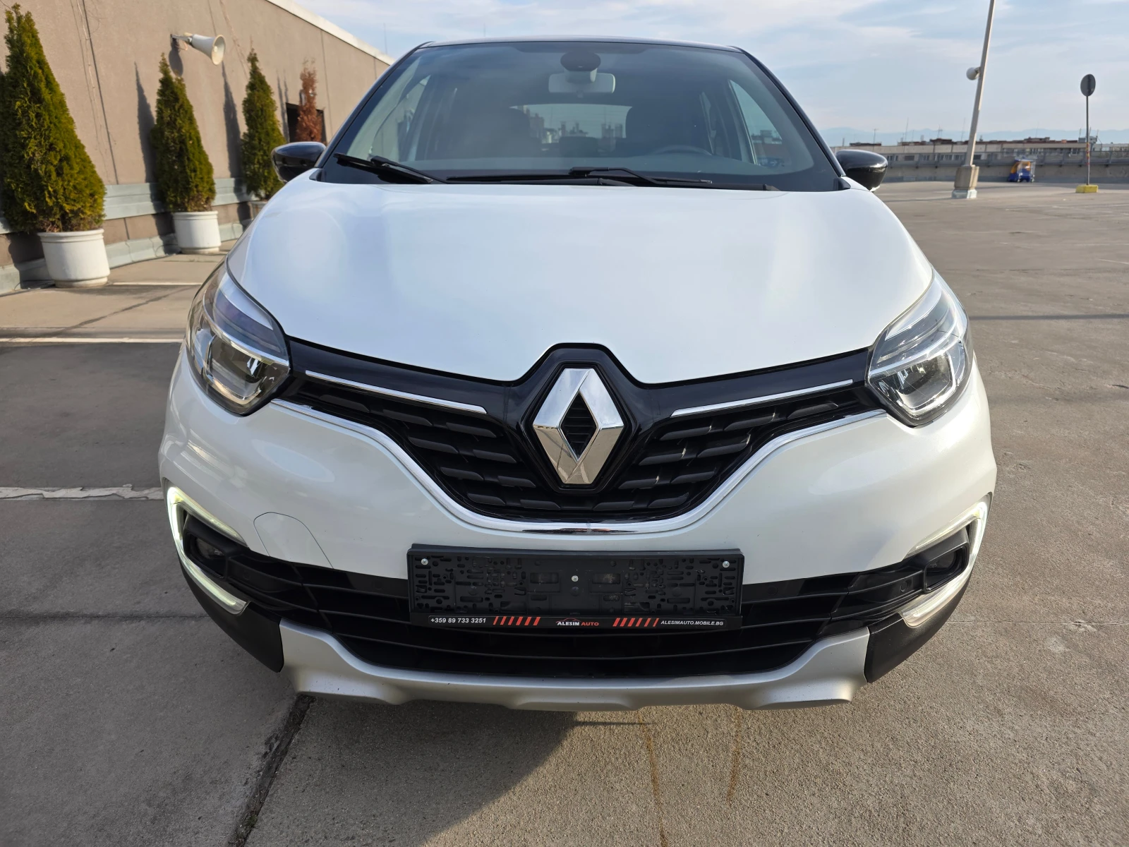 Renault Captur 1, 5 dCi-Eco2-90hp, снимка 2 - Автомобили и джипове - 54283876