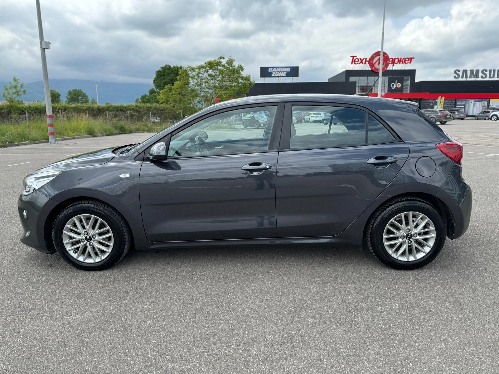 Kia Rio 1.0GDI-2017-NAVI-камера, снимка 9 - Автомобили и джипове - 54717594