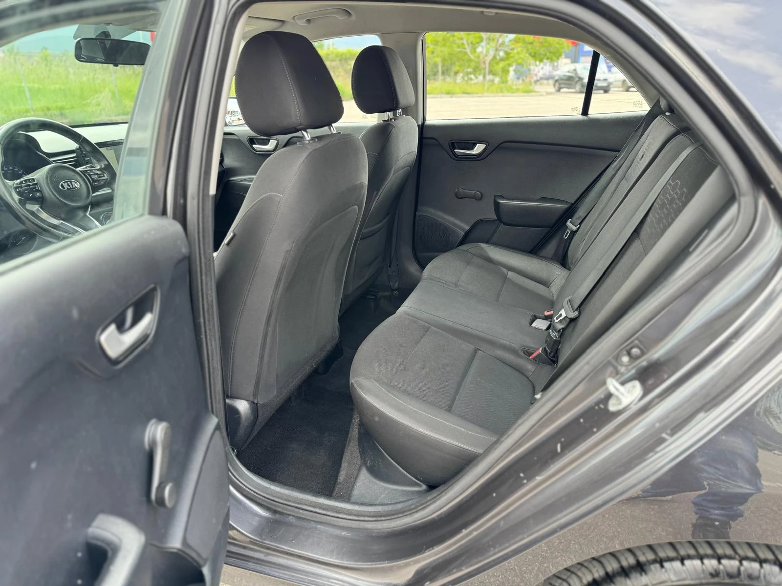Kia Rio 1.0GDI-2017-NAVI-камера, снимка 11 - Автомобили и джипове - 54717594