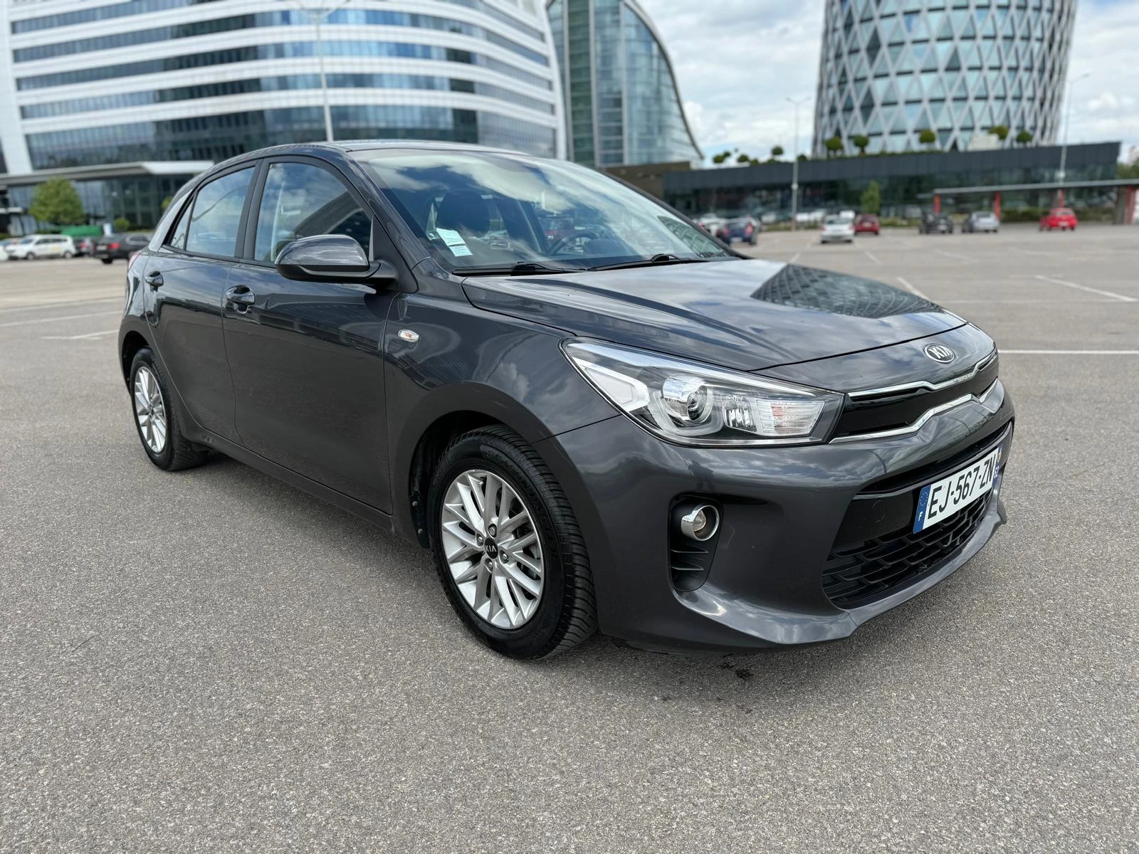 Kia Rio 1.0GDI-2017-NAVI-камера, снимка 3 - Автомобили и джипове - 54717594