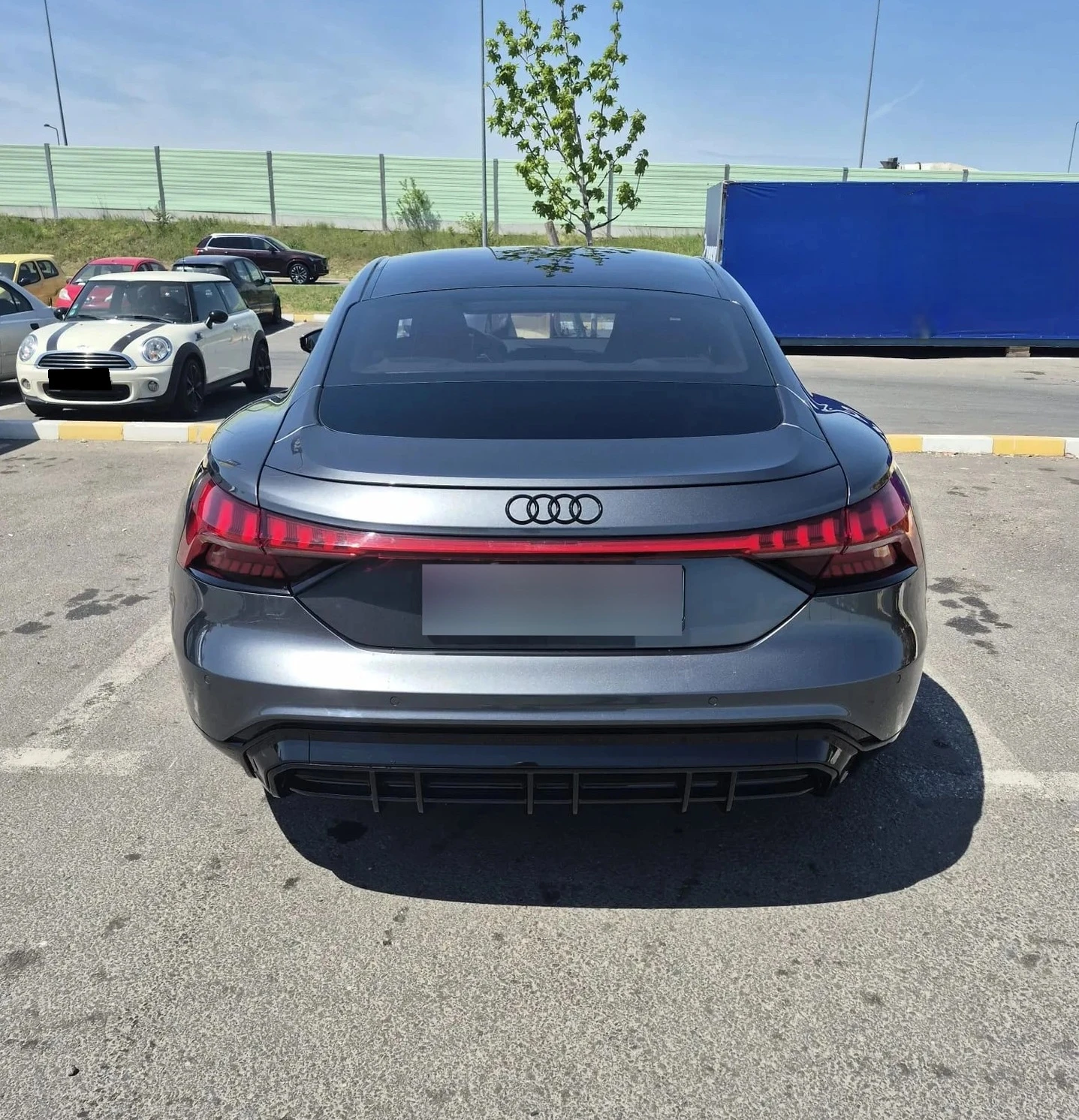Audi E-Tron GT HEAD UP/MASSAGE/ ALL WHEEL STEERING , снимка 4 - Автомобили и джипове - 54736449