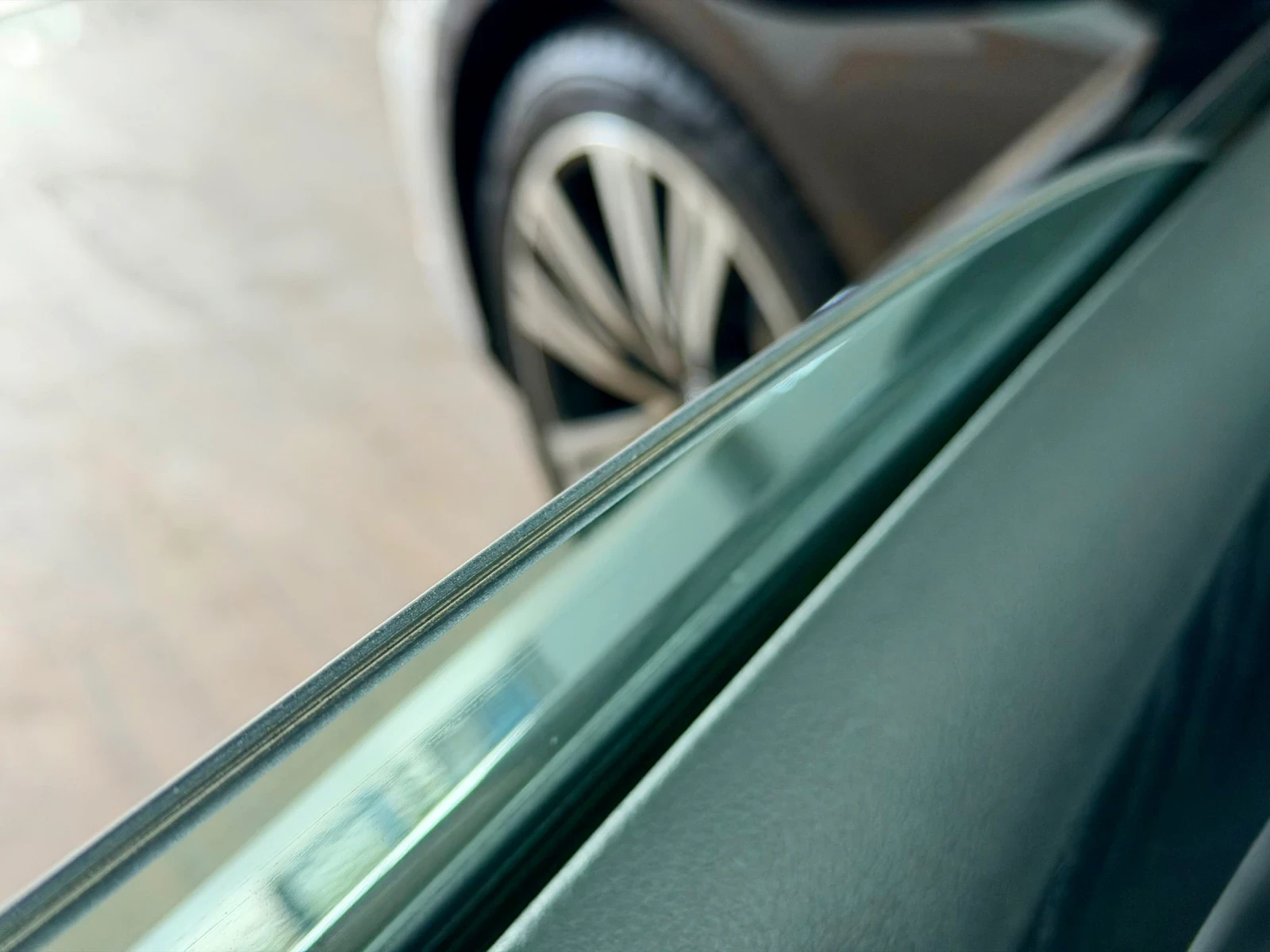 Audi A8  Пълна Сервизна История 135 000 км, снимка 9 - Автомобили и джипове - 55012127