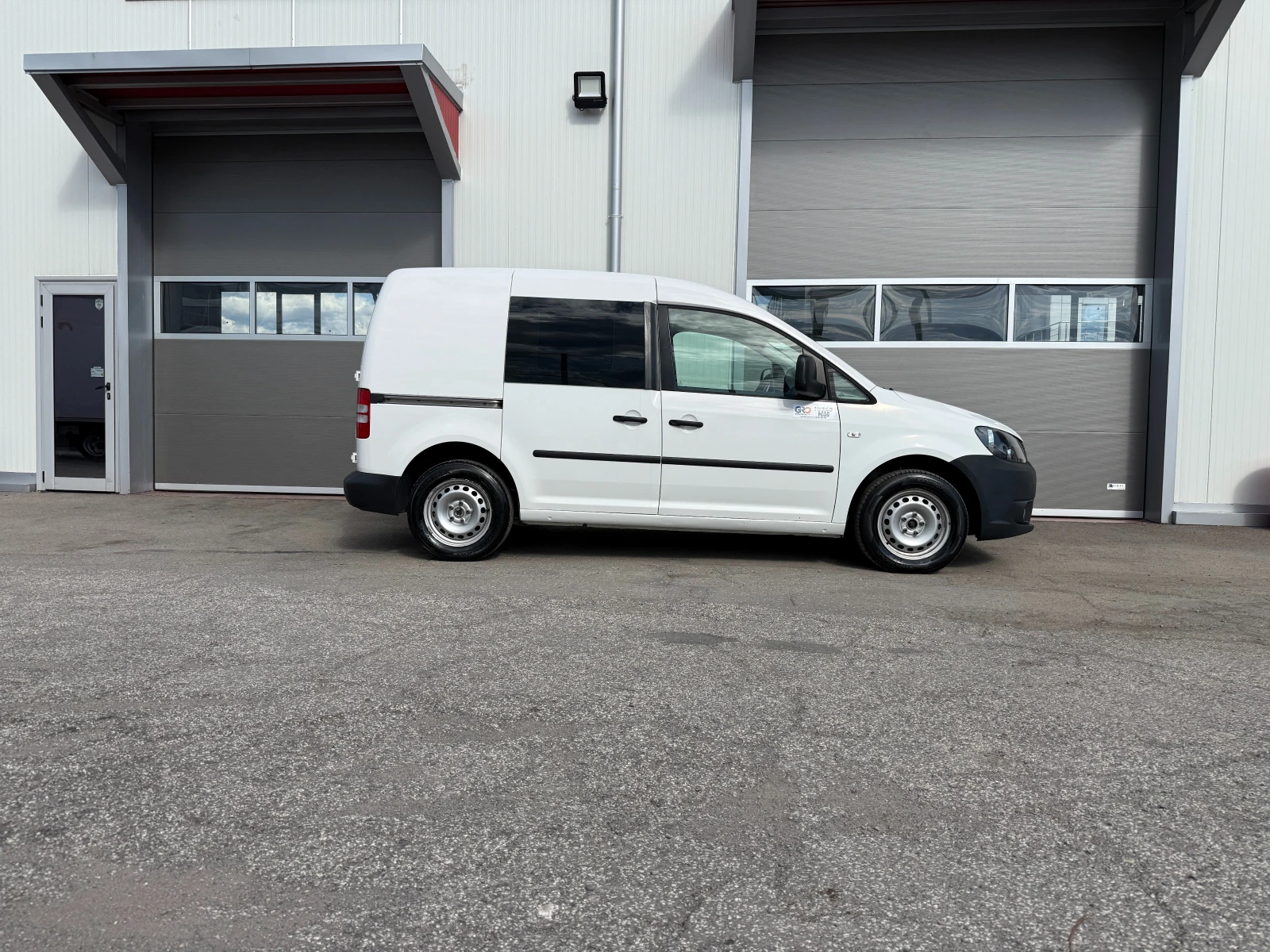 VW Caddy N1 1+ 1, снимка 7 - Автомобили и джипове - 55223990