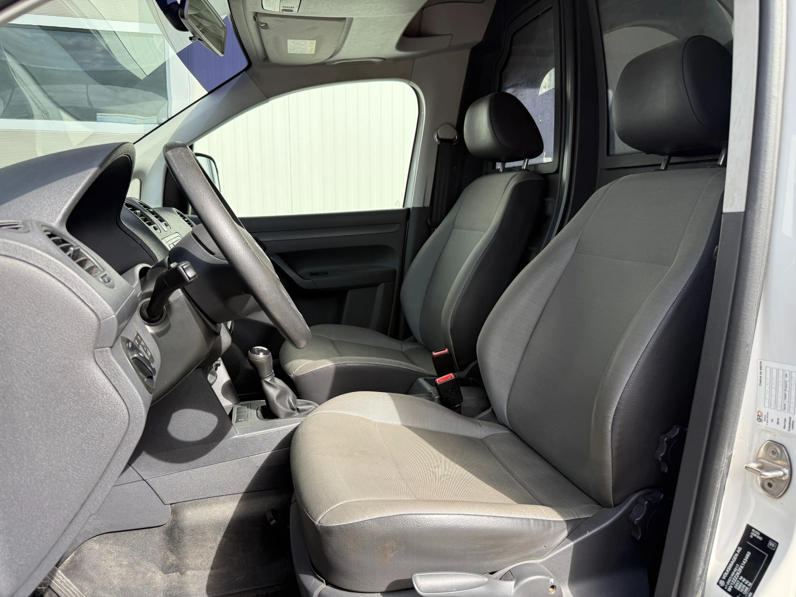 VW Caddy N1 1+ 1, снимка 12 - Автомобили и джипове - 55223990