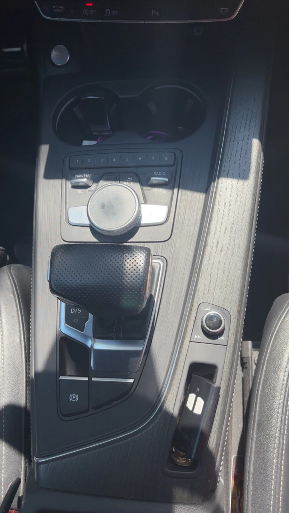 Audi A4, снимка 8 - Автомобили и джипове - 55331667