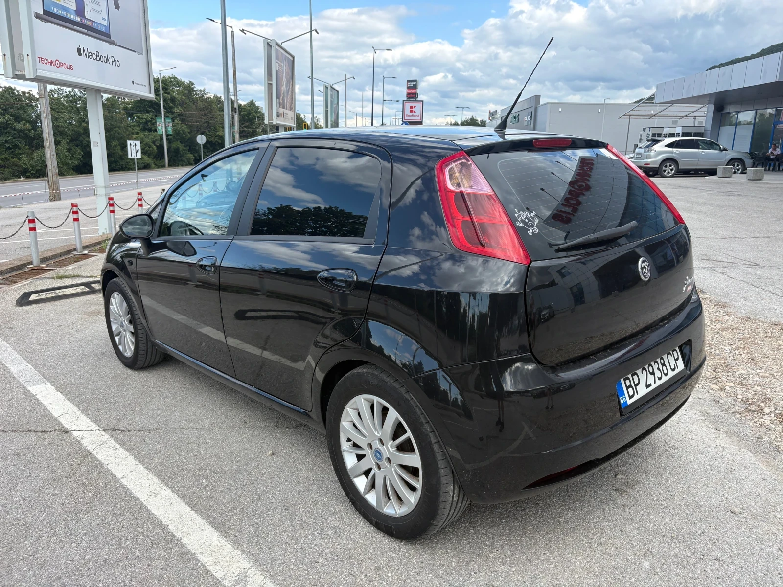 Fiat Punto, снимка 4 - Автомобили и джипове - 55381470