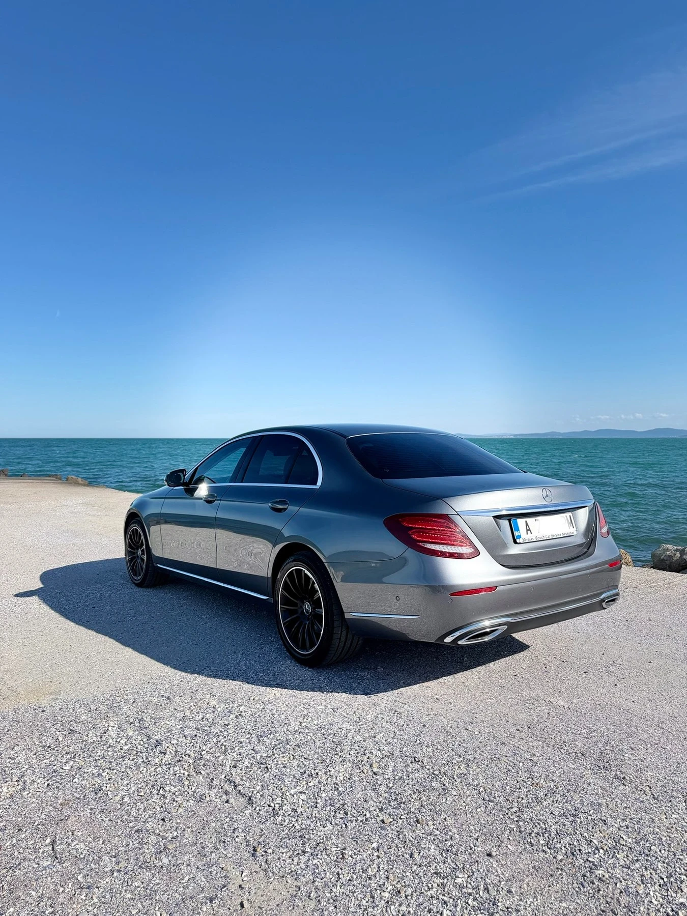 Mercedes-Benz E 220, снимка 7 - Автомобили и джипове - 55395085