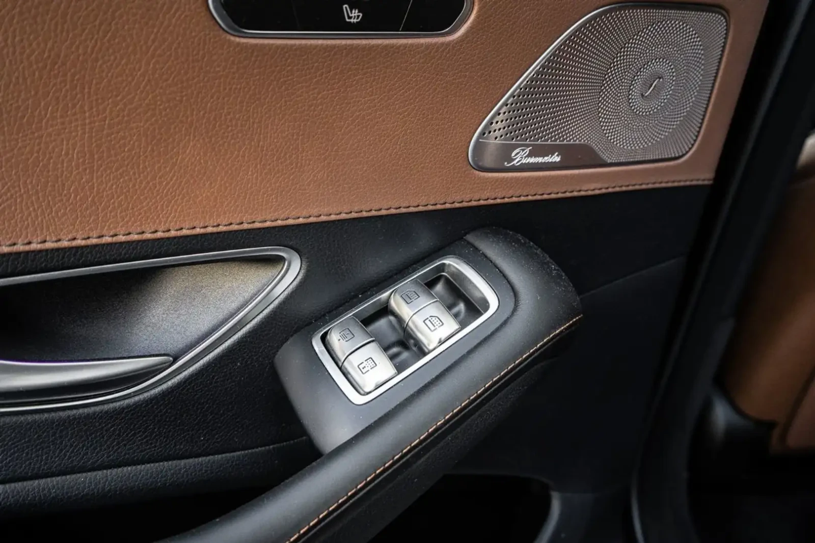 Mercedes-Benz S 560 4.0, снимка 11 - Автомобили и джипове - 55418013